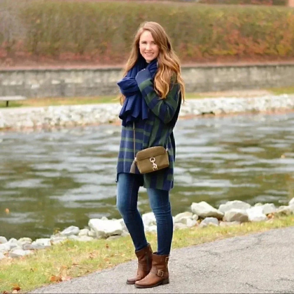 Frye Vicky Belt Buckle Leather Combat Ankle Boot - Picture 2 of 13